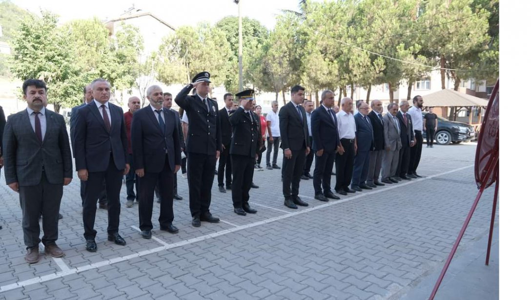 30 Ağustos Zafer Bayramı'nın 100. yılı Bozkurt'ta düzenlenen törenlerle kutlandı.
